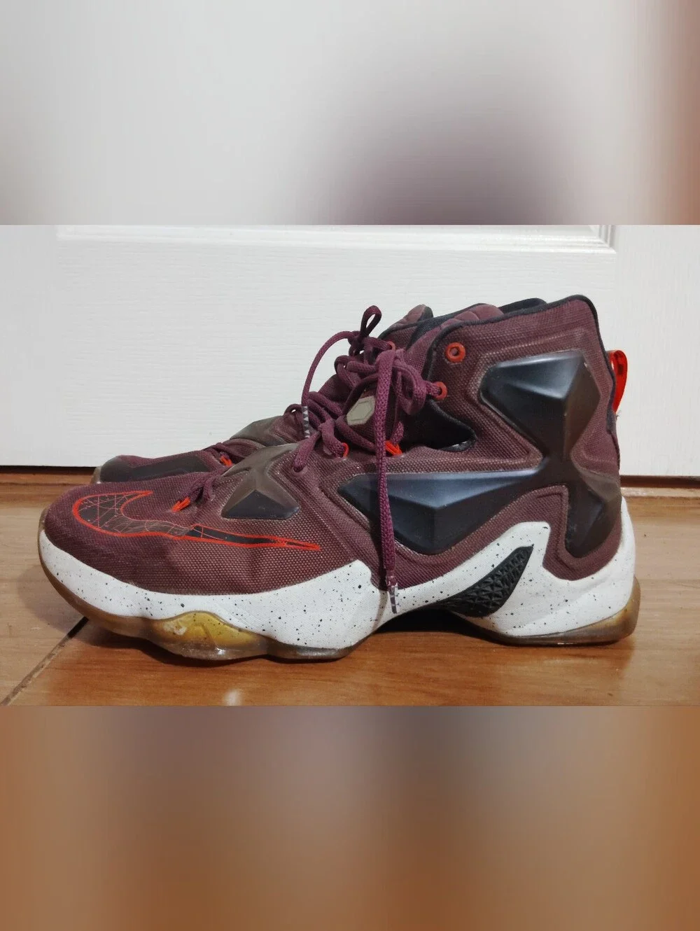 Nike Lebron 13 Mulberry Written In The Stars Size 10.5